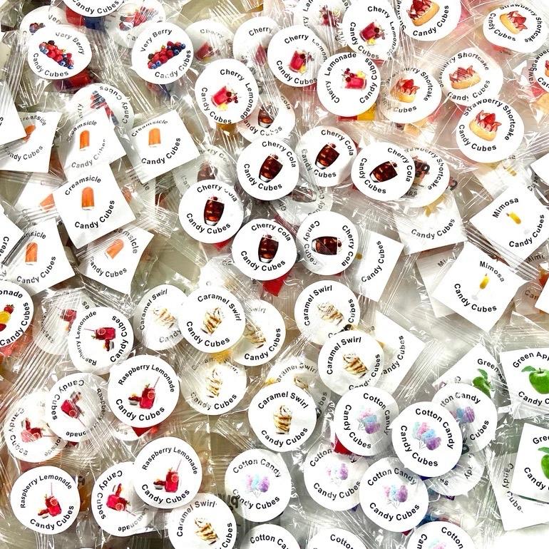 Sample Candy Cubes Snack Pack - Random Flavor Variety of 10 Candy ...