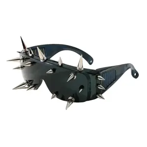 Retro studded flat-top sunglasses, square frame, unisex, retro bohemian style, suitable for parties, beaches, everyday wear, and outdoor street style, anti-fatigue design.