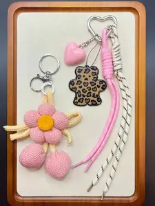 Art Flower Bear Keychain Set, Bag Charm Keychain, Floral Pattern Keychain - Heart Pendant, Leopard Pattern Bear, Retro Bag Pendant, Key Pendant, Bag Decoration, Valentine's Day, Mother's Day Gift