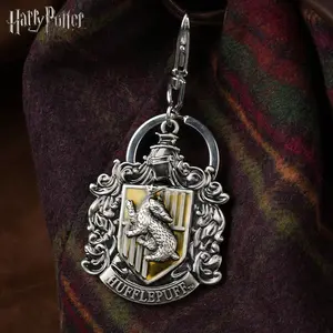 1PC WB Officially Liscend Harry Potter Hufflepuff Key Chain Cool Cartoon Decorative Colorful Key Ring For Clothes Bag Backpack Hats Band Lapel Fun Collectible Metal Key Chain Accessory Party Supplies Birthday