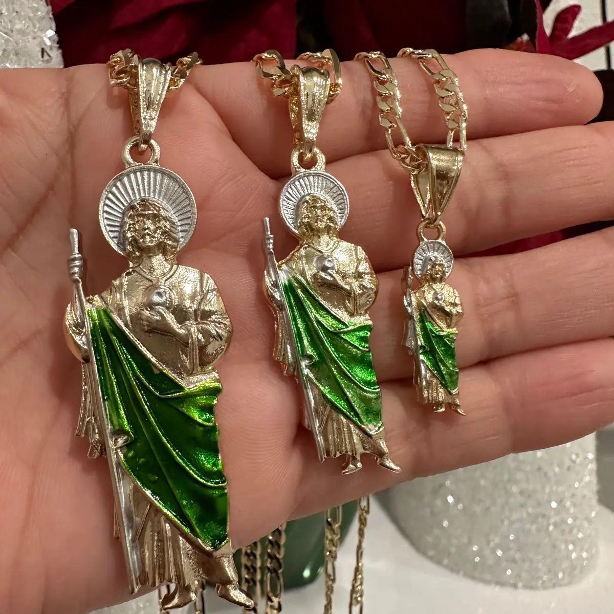 Family St Jude Necklace , Large , Médium , Small Male Anniversary Female Birthday Daily Engagement Auspicious