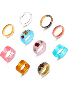 Cute10 Pcs Colorful Vintage Stacking Resin Rings Stylish Acrylic Band Rings for Women Men Resin Finger Rings Acrylic Square Chunky Rings Transparent Plastic Rings