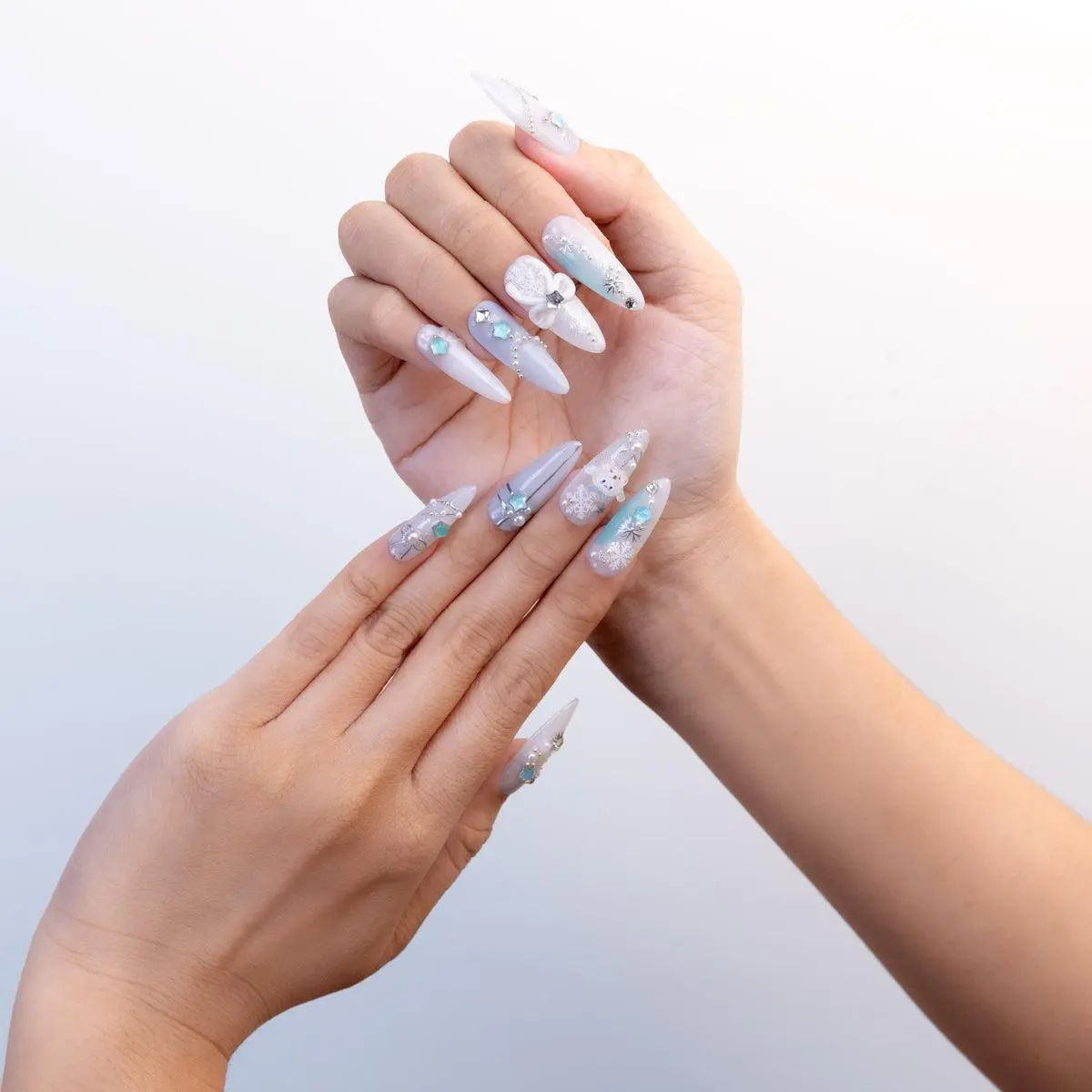 Long Almond Press On Nails - Light Blue and White with Star Accent, Glossy Finish - Reusable False Nails, Siyou Winter Stars Glow
