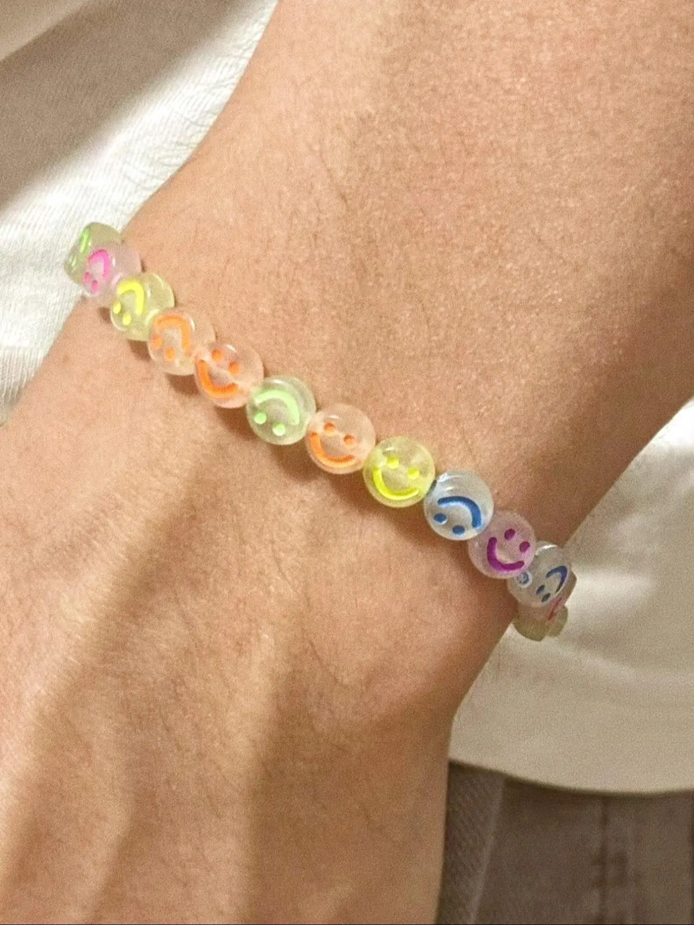 Random Color Luminous Smile Face Beaded Bracelet, Cute Beaded Bracelet for Women & Girls, Fashion Jewelry for Party, Daily Clothing Decor, for Birthday Gift