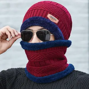 Round Knitted Hat and Slippers, Thick Winter Velvet, Warm and Soft Skin, Suitable for Outdoor Activities Such As Hiking, Camping, Skiing, Etc.