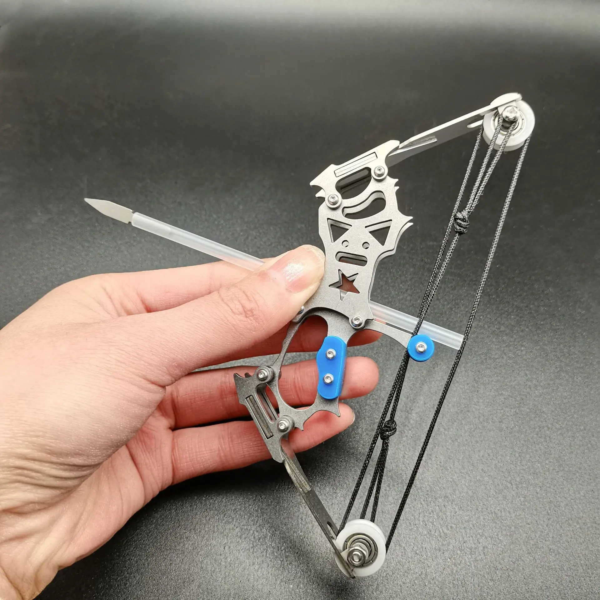Mini Compound Bow Set stainless steel Upgraded Arrow Gift for Boyfriend Fixing Groove Stainless Steel Material Leisure Decompression Archery Toy Sport Holiday Party Entertainment Miniature Composite