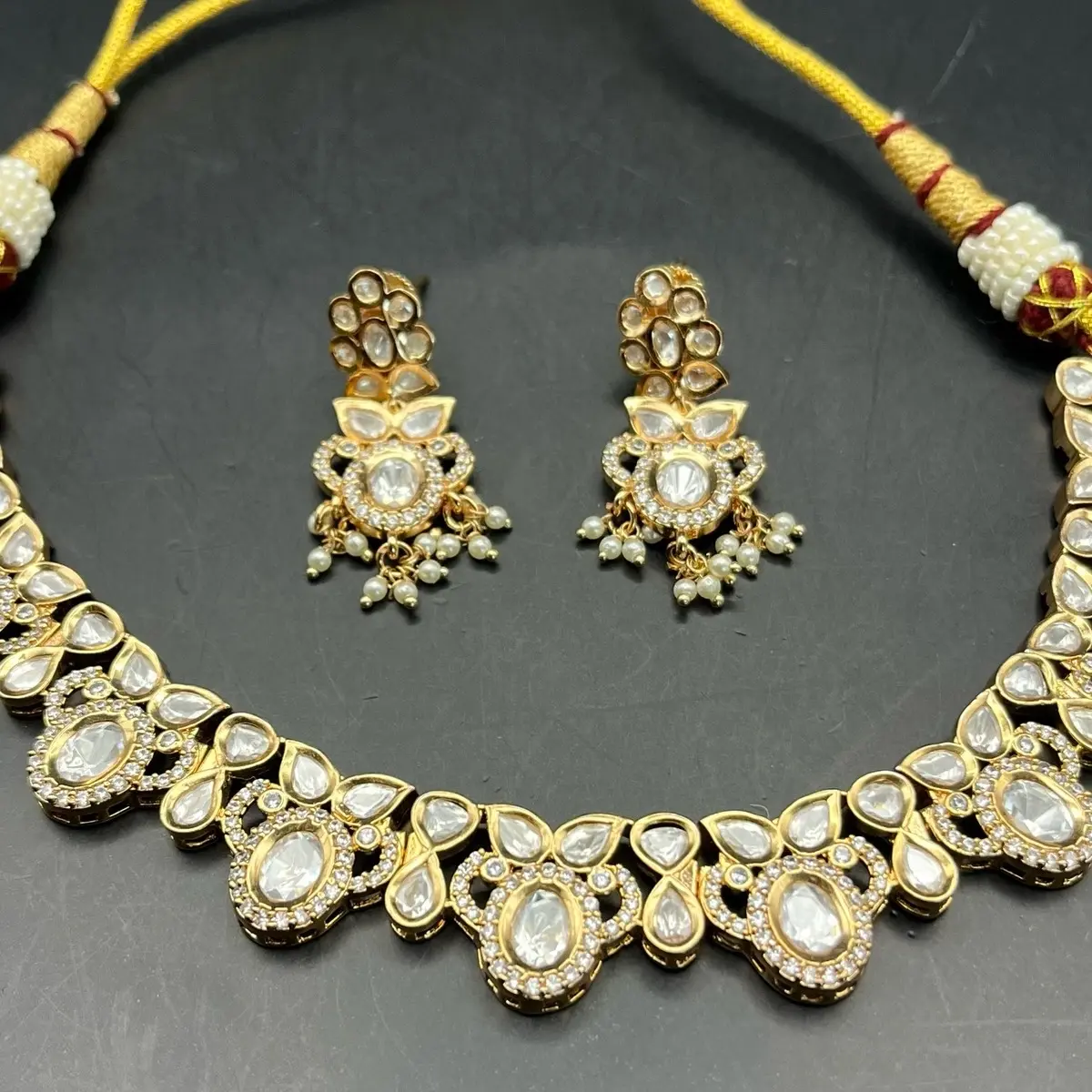 Kundan Set - Traditional Indian Jewelry with Elegant Design and Unique Features