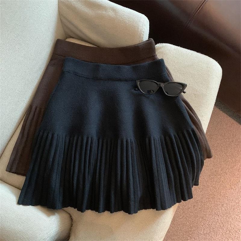 Pleated Mini Skirt