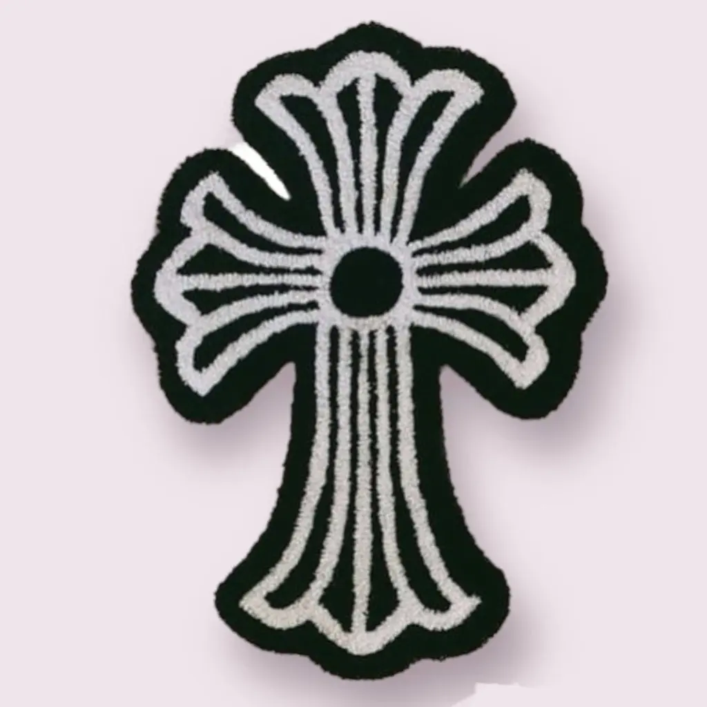 Tufted Chrome heart inspired cross rug Indoor Tufted Chrome heart inspired cross rug Indoor