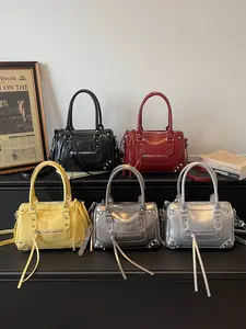 Fashion Vintage Casual Shoulder Crossbody Bag, Casual Handbag Satchel, Versatile High-End Style, Practical Durable Design, Perfect for Travel Dating Shopping Holidays Gifts