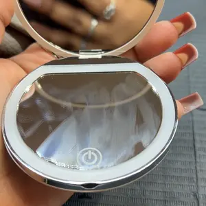 Product Review of Portable Foldable Makeup Mirror, 1 Count Glam Travel Makeup Mirror with LED Light, Compact Mirror for Women, Pocket Size Makeup Tools, Travel Hand Mirror from S**s E**h F**a