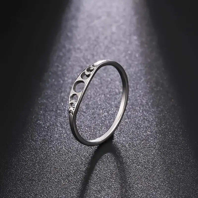 Stainless Steel Crescent Moon C-Shape Classic Band Ring - Simple Vacation Style, No-Mosaic Everyday & Party Jewelry, Perfect Valentine's Gift for Lover, C-Shape Rings, Classic Band Rings