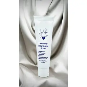 Cranberry Radiance Scrub – Brightening Exfoliating Treatment