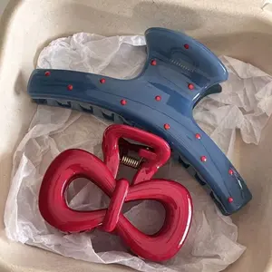 Vintage Dragon Bone Hair Clip for Women, Simple High-End Polka Dot Barrette, Back of Head Bun Shark Clip Hair Accessory