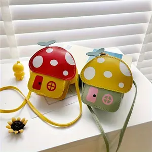 BeadBreath 1pc Cute Mushroom House Crossbody Bag, Fashionable Princess Change Purse for Girls