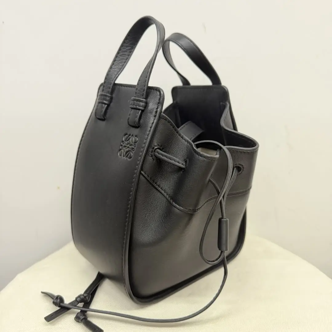Pre-owned Loewe Hammock Mini Bag in Black Smooth Calfskin Leather (2019 Production Code)