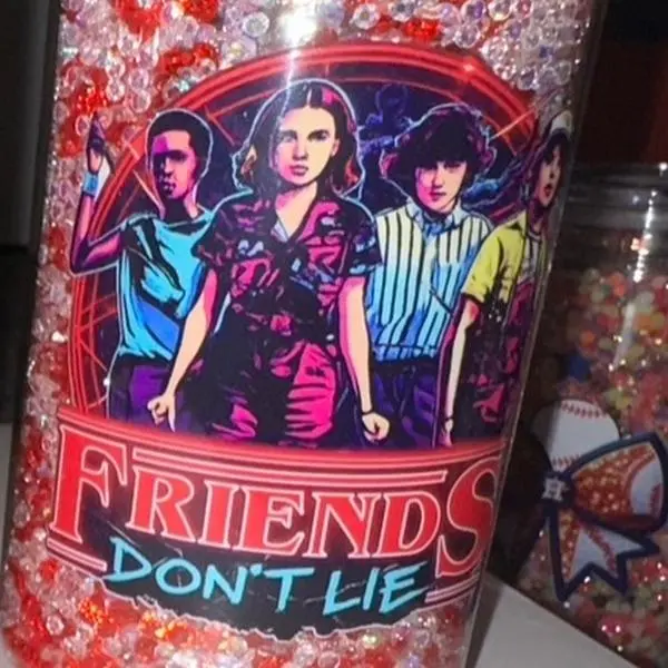 16oz rhinestone cup - friends don’t lie