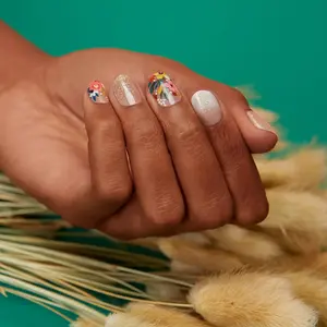 DASHING DIVA Wallflower Frenzy Nail Polish Strips - White with Floral Accents & Ombré Gold Glitter