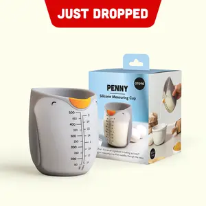 OTOTO Penny Penguin Silicone Measuring Cup (500ml/2 Cup) – Flexible Heat-Resistant Liquid Measuring Cup with Precision Spout | Cute Kitchen Accessories & Baking Gifts | BPA-Free & Dishwasher Safe
