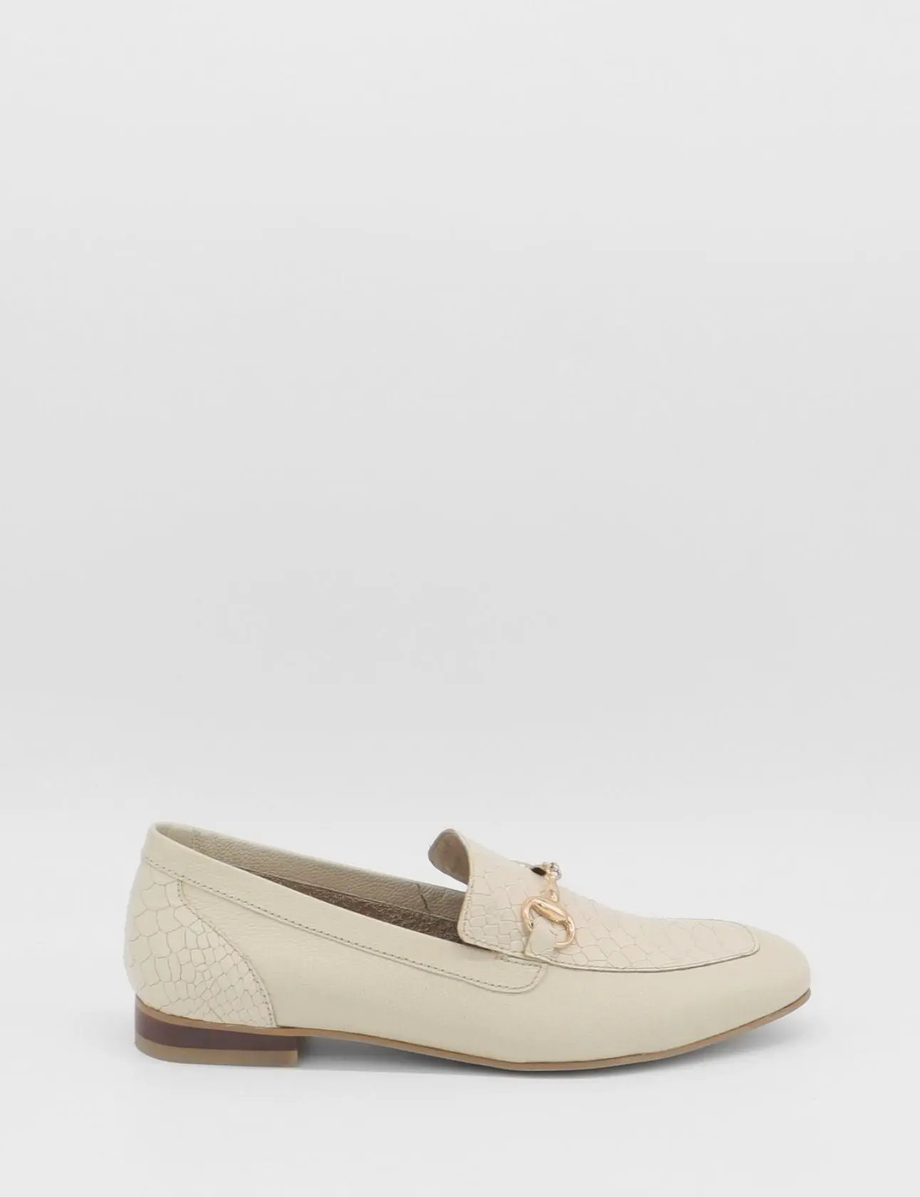 Stivali Gentilezza loafers in ivory croc embossed leather womens shoes