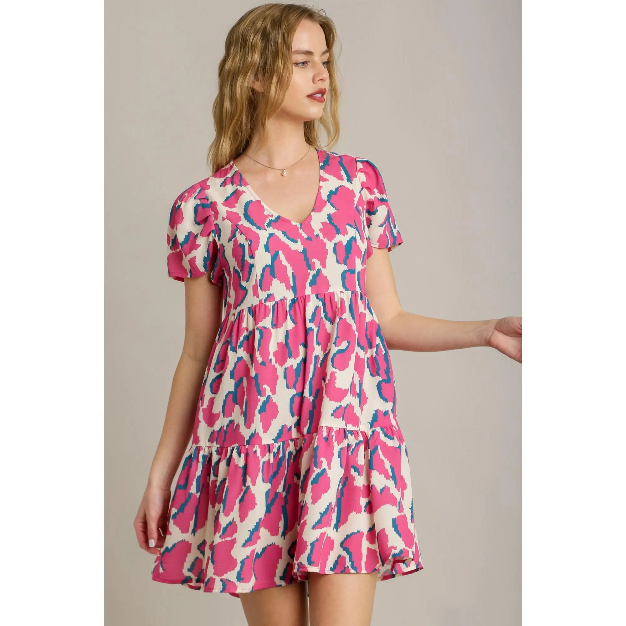 Umgee Full Size Abstract Print Pleat Detail Short Sleeve V-Neck Tiered Dress Plus Size Chic Womenswear Easter Dress For Women Casual Outfit