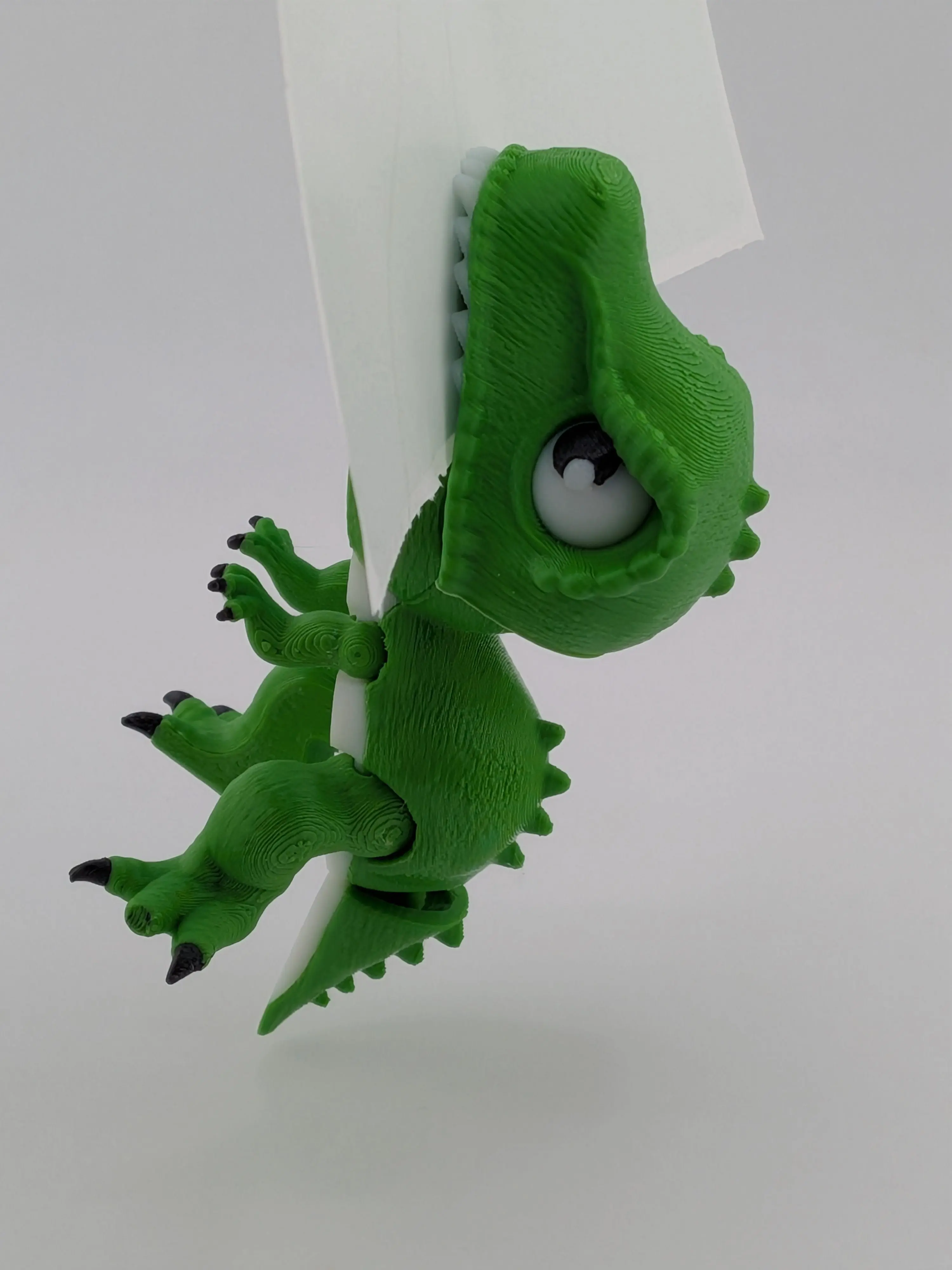 Snap Bite Articulated Animal Fidget Toy - Shark, Dragon, Triceratops Clip for Stress Relief