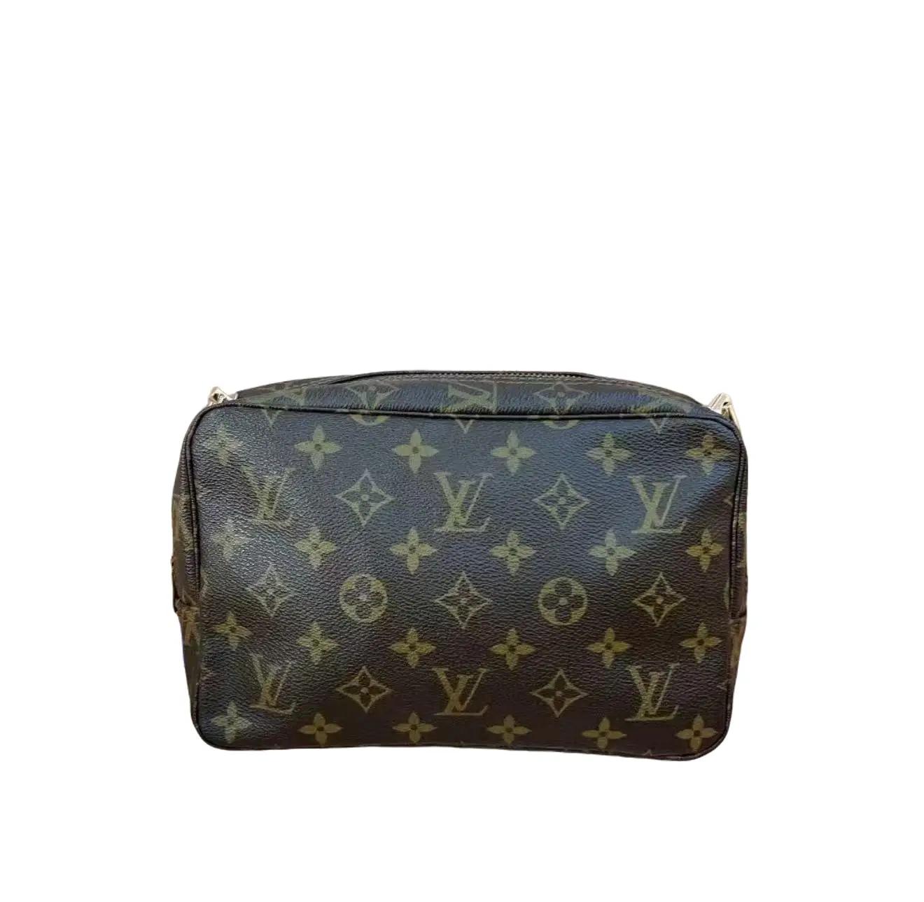 Pre-owned Louis Vuitton 23 Monogram Pouch Clutch Bag