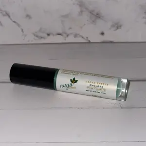 NuGloss - Nourishing Vitamin-Infused Clear Lip Gloss with Flexible Lip-Hugging Applicator