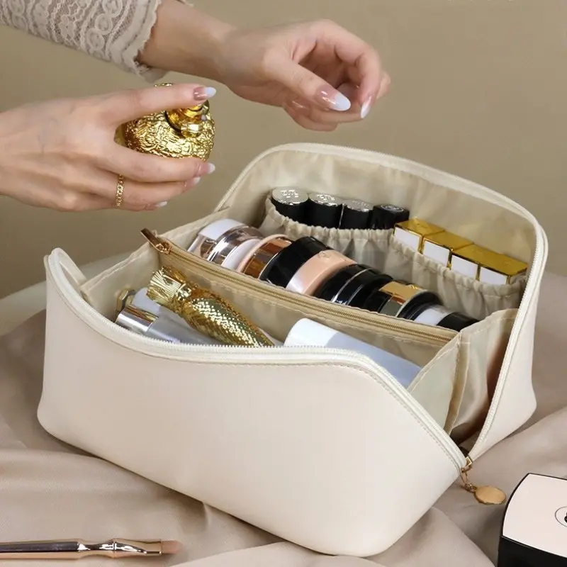 Valentine's Day Large Capacity Travel Makeup Bag, Expandable Storage Pouch with Zipper Compartments, Faux Leather Cosmetic Organizer, Travel Essentials, Cosmetics Organizer, Cosmetic Travel Bags, Beauty Bag