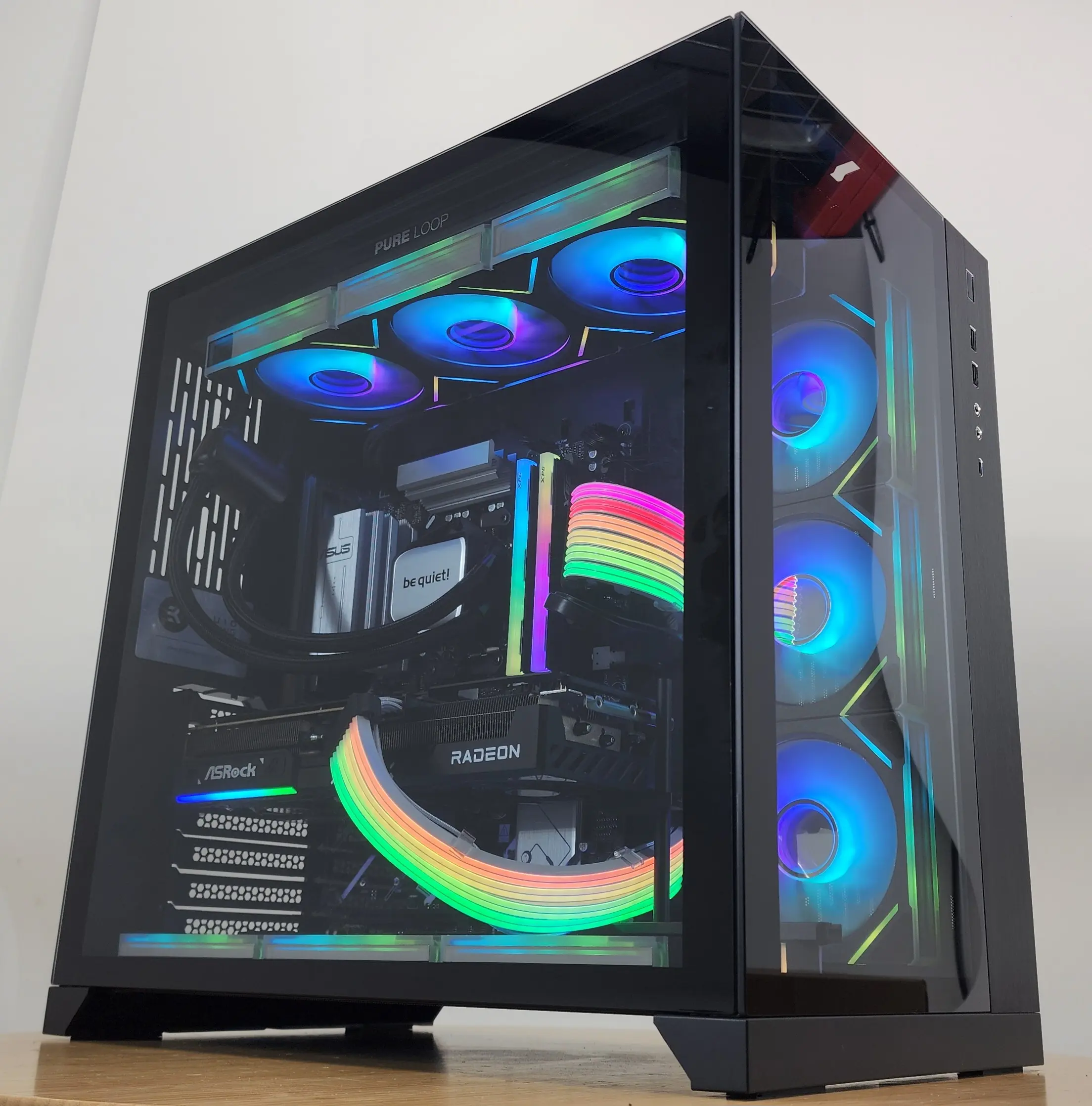 Computer HQ Gaming PC Ryzen 7 9800X3D 32GB RAM 1TB SSD RX 9070 16GB Windows 11 Computer