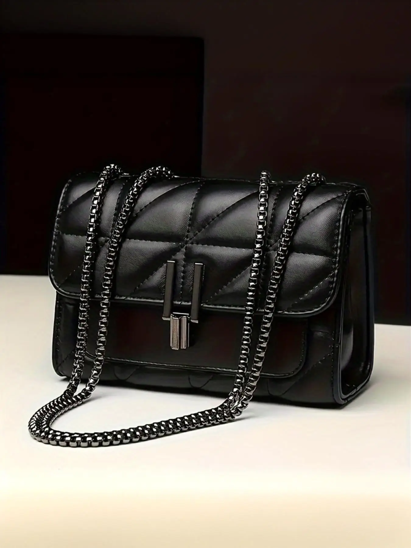 Women's Fashion Chain Strap Quilted Crossbody Bag, 2024 New Style Casual Versatile Shoulder Bag for Daily Used, Trendy All-match Commuter Bag