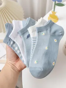 5 Pairs Multicolor Strawberry Women's Socks, Breathable Sweat-Wicking Mesh, Fashion Short Socks for All Seasons, Comfortable and Stylish