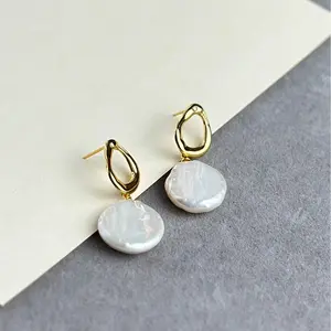 Natural Freshwater Pearl Buttons Fashionable Classic Simple Versatile Earrings with Gold Teardrop Design