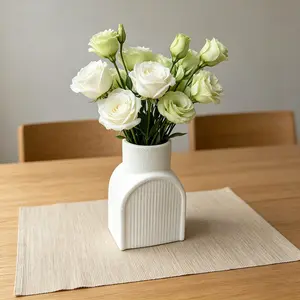 Unbreakable Plastic Vase, French Love Heart Shape, Cream White Matte Ribbed Flower Vase, Faux Ceramic, Food-Grade PP, Leakproof, Lightweight, Shatterproof, Decorative Centerpiece, Ideal Gift for Her, Nordic Style, Minimalist, Safe for Kids & Pets