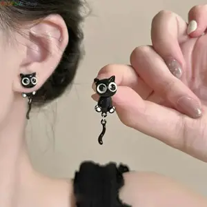 Women's 3D Black Cat Stud Earrings with Cute Cat Paw Design - Copper-Base Holiday Costume Jewelry Gift for Women (Sports & Outdoor Apparel Accessory)