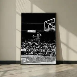 Michael Jordan Dunk Poster, Black and White Basketball Wall Art, Vintage Style Sports Print, Slam Dunk Action Photo, Gym Room Decor Gift (No Frame)