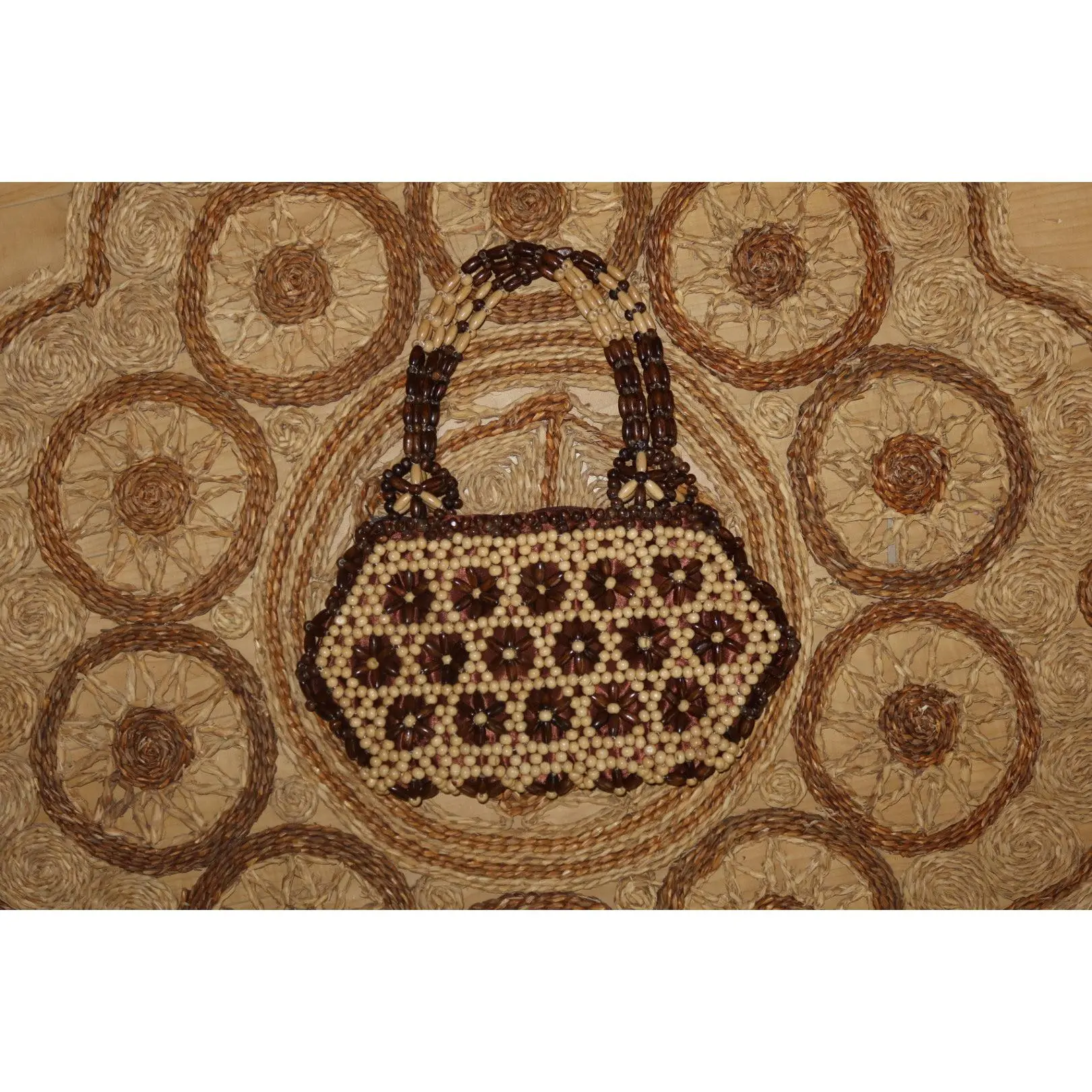 Vintage Handmade Wooden Bead Floral Daisy Handbag