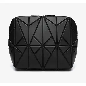 Fashion Pattern Design Travel Makeup Bag, Large Capacity Divided Portable Bag, Women's Makeup Bag, Toiletry Bag, Skincare Cosmetic Organizer, Open Flat Makeup Bag, F054