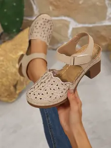 Women's Hollow Out Floral Heeled Sandals, Velcro Strap Closed Toe Roman Shoes, Summer Breathable Mid Heel, Casual Beach Footwear