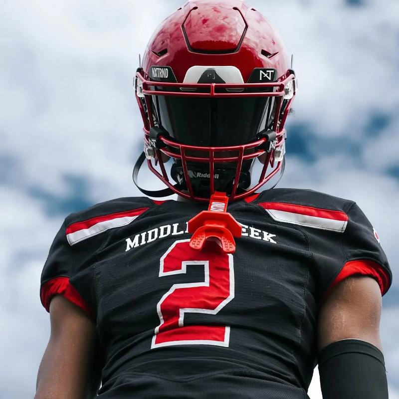 Nxtrnd VZR1 Football Visor, Flat Lens Technology, Fits Adult & Youth Football Helmets Nxtrnd VZR1 Football Visor, Flat Lens Technology, Fits Adult & Youth Football Helmets