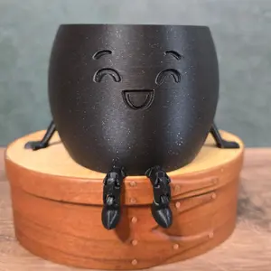 Articulated Happy Planter - 3D Printed Smiling Plant Pot with Movable Legs