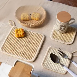 6pcs Sisal Heat-resistant and Heat-insulating Pads, Kitchen Dining Table Heat-resistant and Heat-insulating Pads, Cup and Bowl Mats, with Hanging Ropes, Exquisite Weaving Design, Rustic Style, Home Decoration, Essential for Dining Tables