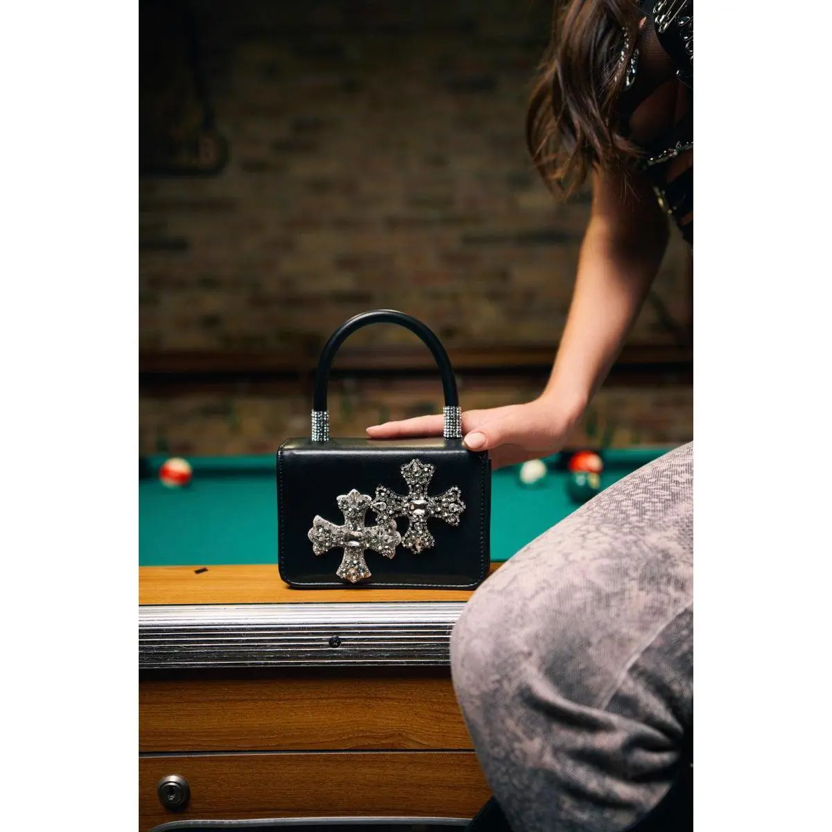 EVERYTHING CHROME PATCH PURSE EVERYTHING CHROME PATCH PURSE