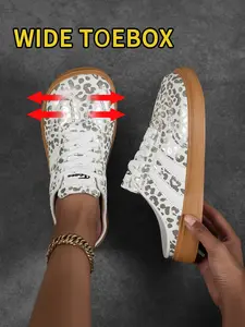 Women's Fashion Leopard Print Mules, Wide Toe Slip-On Shoes, Casual Comfortable Low-Heel Sneakers, Ideal for Daily Wear & Travel
