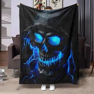 Skull Pattern Blanket, Soft Throw Blanket, Air-conditioned Room Blanket, Warm Nap Blanket for Home Office Travel Camping, Halloween
