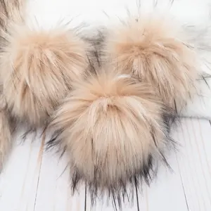 Champagne Super Lux Faux Fur Quick Connect Pom Pom