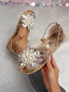 Women s Boho Sandals Handmade Beaded Flower Flat Summer Beach Shoes Bohemian Print Flip Flops with Pearl Rhinestones
