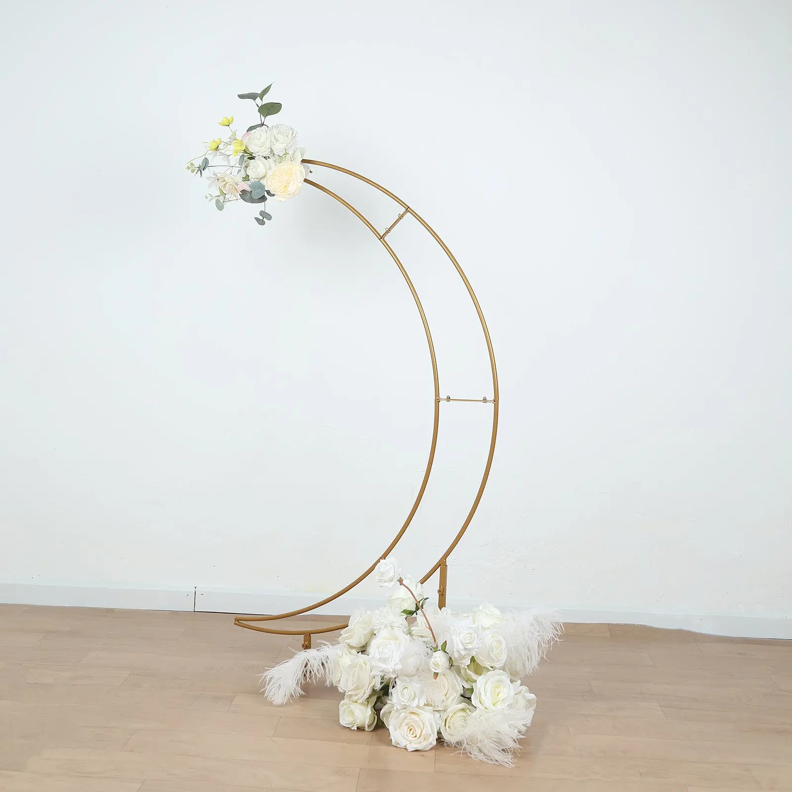 4ft Gold Metal Half Crescent Moon Wedding Arbor Frame - Curved Design Decor Piece for Table Top Centerpiece, Flower-Balloon Stand, Indoor/Outdoor Parties, Birthday Decorating, Outdoors