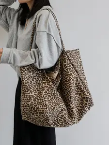 Ladies' fashionable, simple and casual leopard print shoulder bag with large capacity, lightweight and versatile, convenient and practical for work, school, shopping and shopping. It is a must-have shoulder bag for ladies Leopard Hobo Tote Handbag