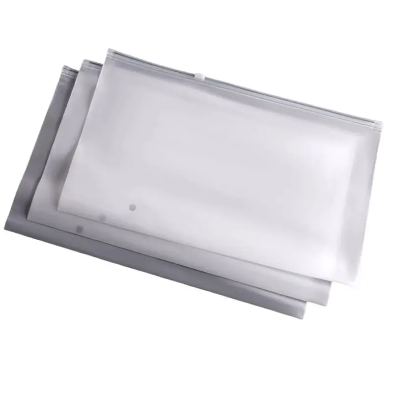 MEGEEN Transparent Plastic Hair Storage Bag - 1 Pc, Individual Packaging, Ideal for Synthetic Costume Wigs & Hair Extensions